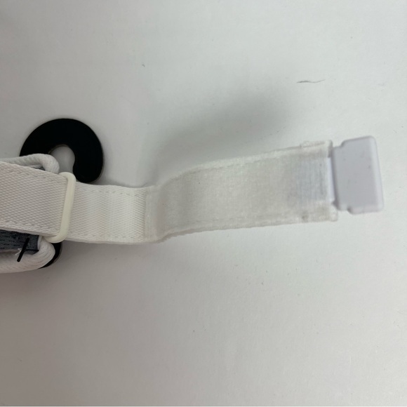 adidas Men’s  Aeroready Golf Visor Adjustable Fit Sticky Tab White/Black Letter - Picture 11 of 11